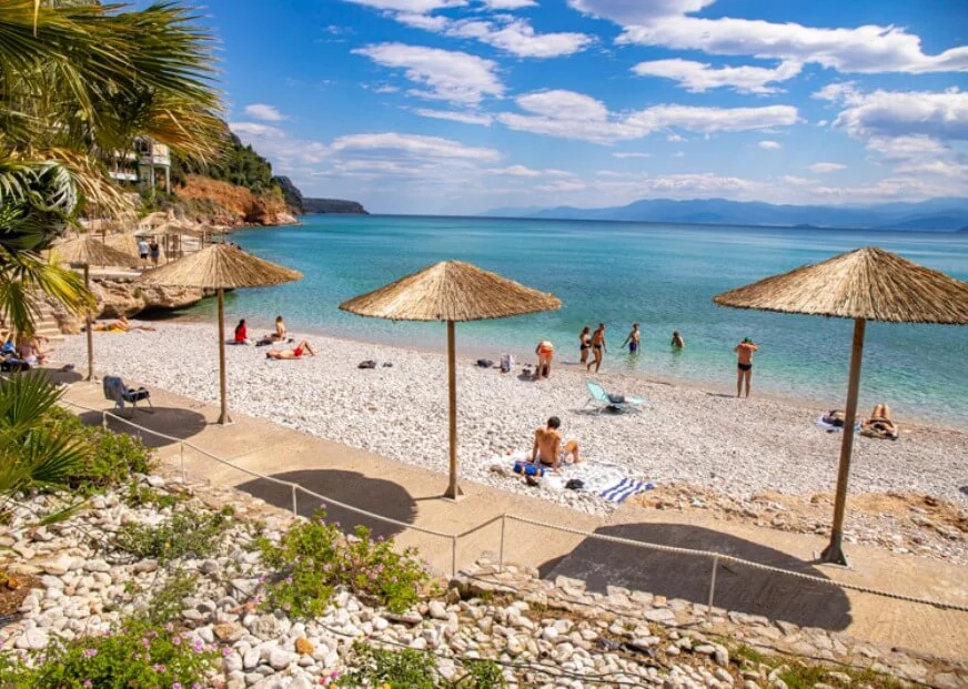 4 Stunning Nafplio Beaches Not To Miss