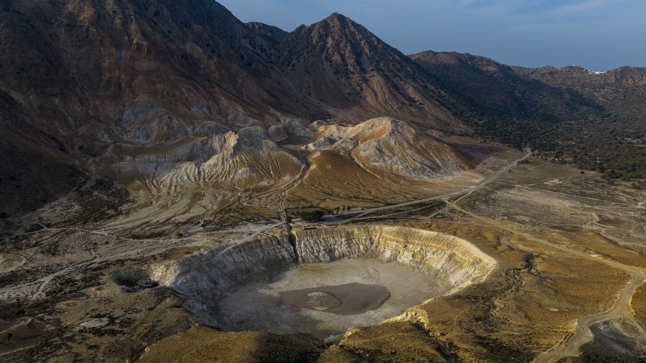 Discovering the Volcanic Wonders of the Aegean Lava, craters and untamed beauty