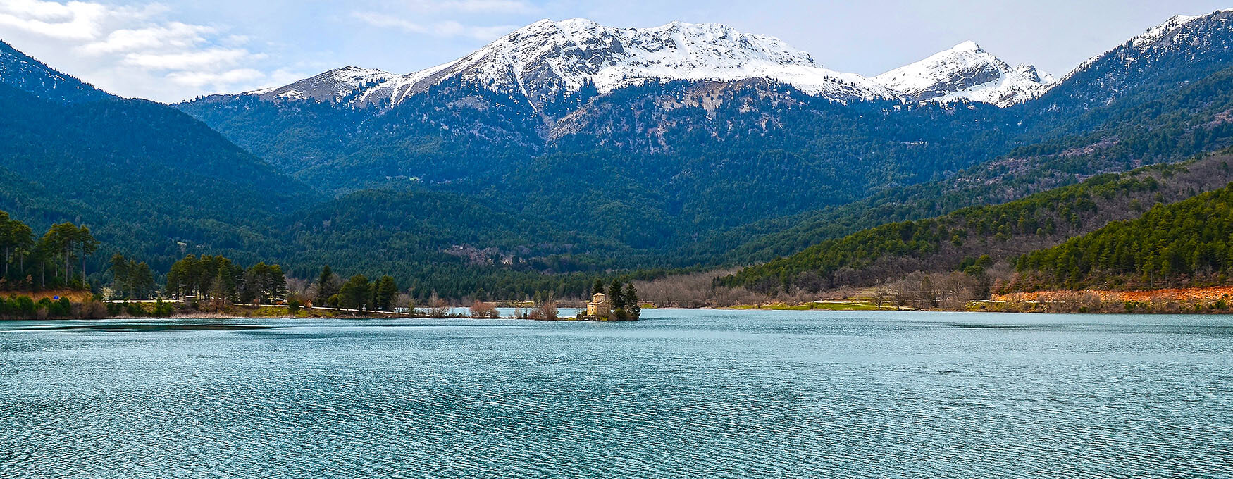 Évadez-vous dans la Corinthie montagneuse